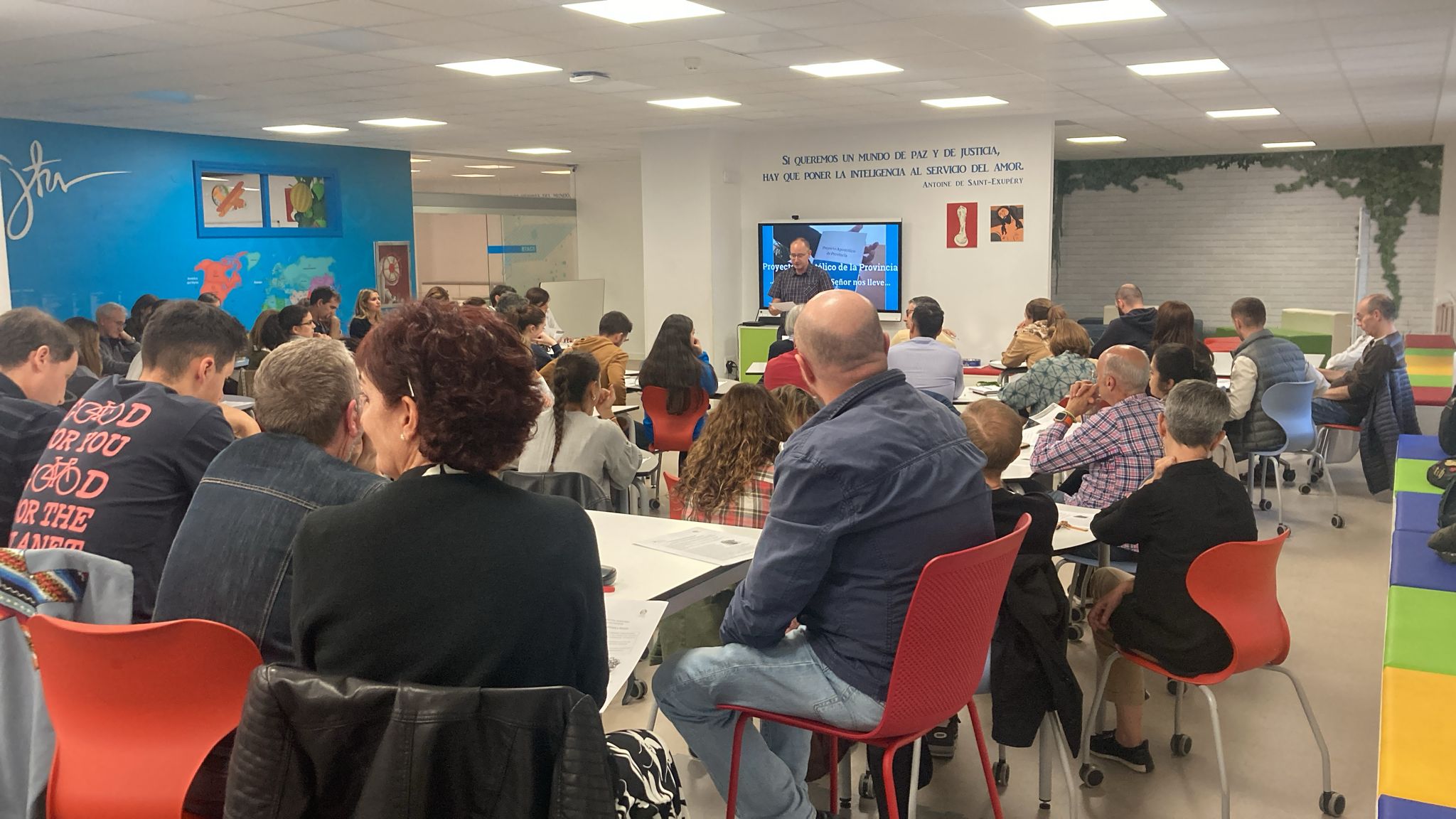 Encuentros de comunidades apostólicas en la PA Loyola